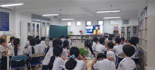 Tổ VTM thực hiện chuyên đề “Tích hợp STEAM và năng lực số vào bài học dự án môn Công nghệ”